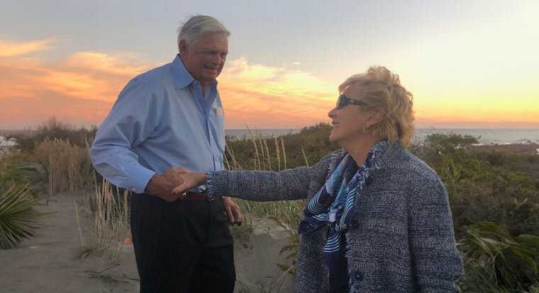 Ron-and-Kathie-on-Beach