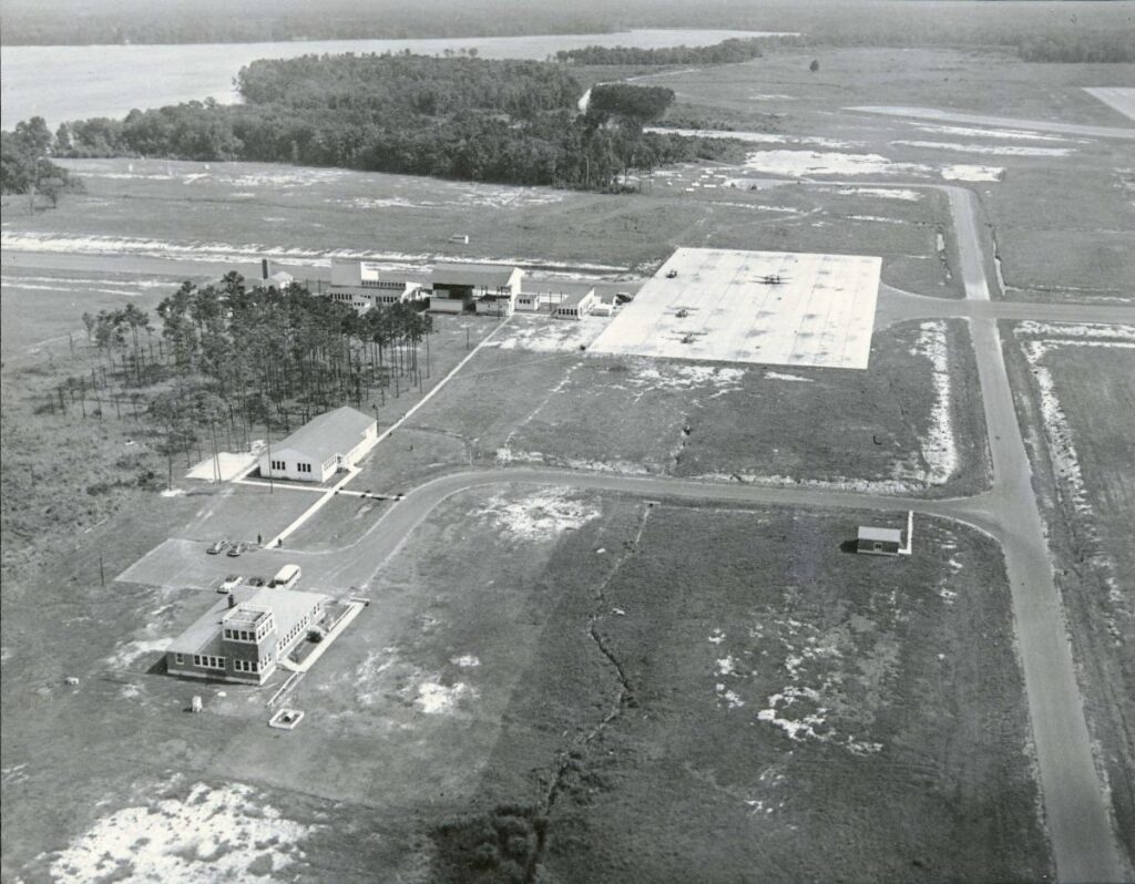 flightline-1940s